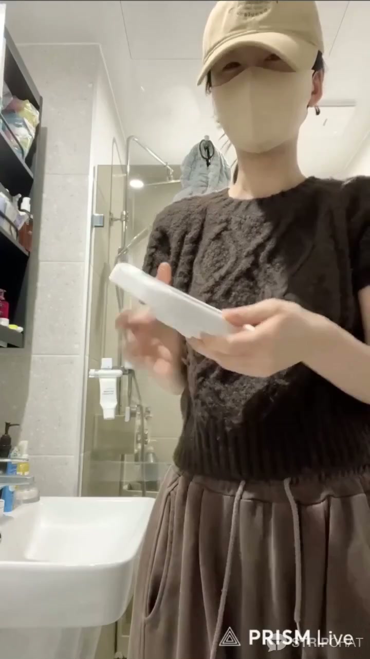 외출전 샤워+자위 쌩으로보여주는 스챗티켓방
