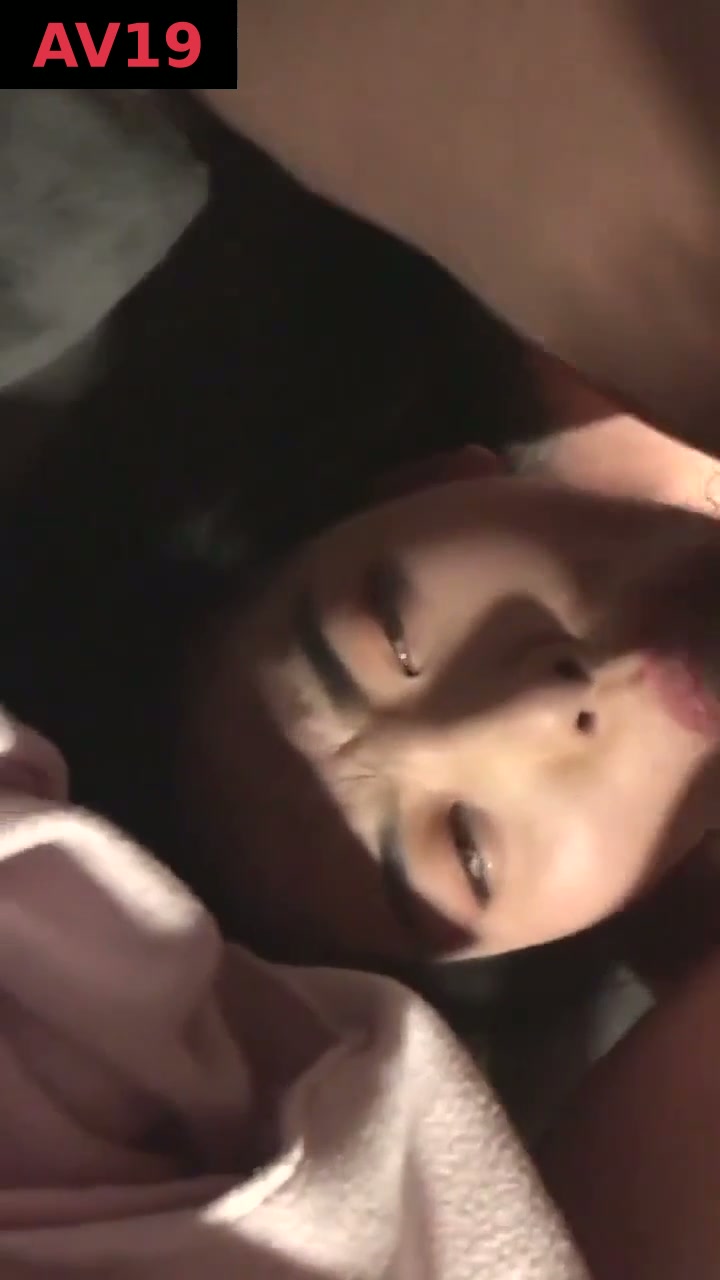 액 넘치는 육덕녀