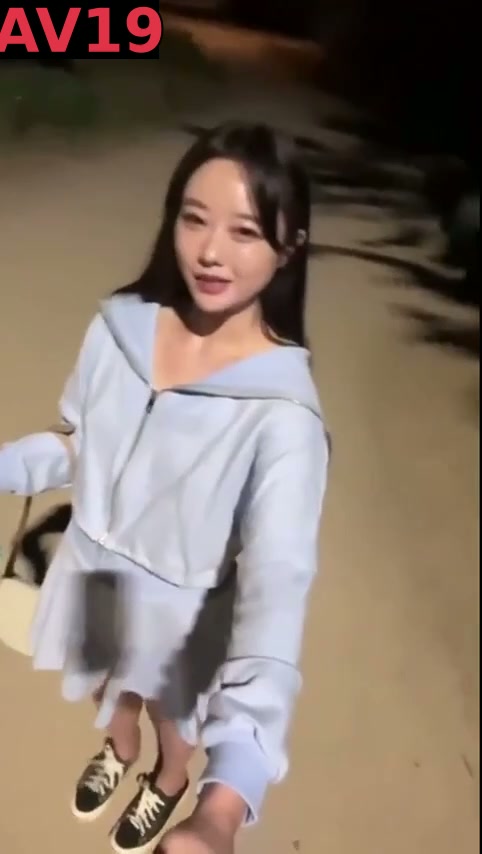 벌릴테니까 박아달라는 야외도발 유부녀