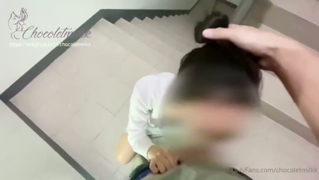 시간없어 비상구에서 후다닥 초코와이프