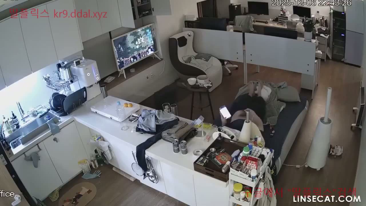 원룸에서 딸치다 여친과 떡떡떡